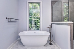 Tub